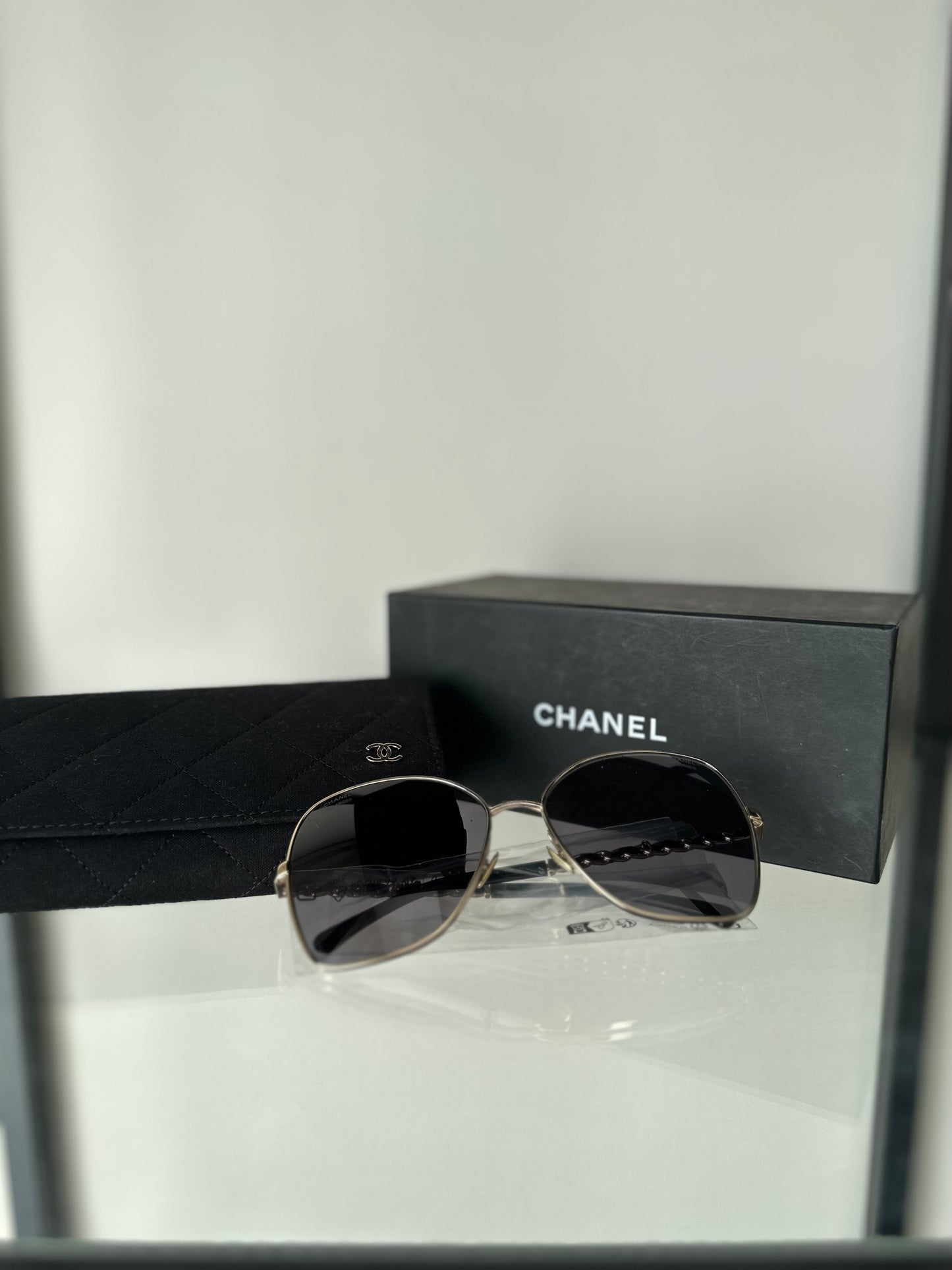 Lunettes de soleil Chanel Papillon Argent