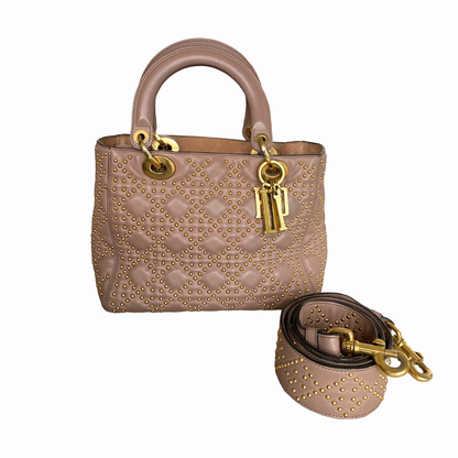 Sac Lady Dior Moyen modèle - Cuir rose clouté