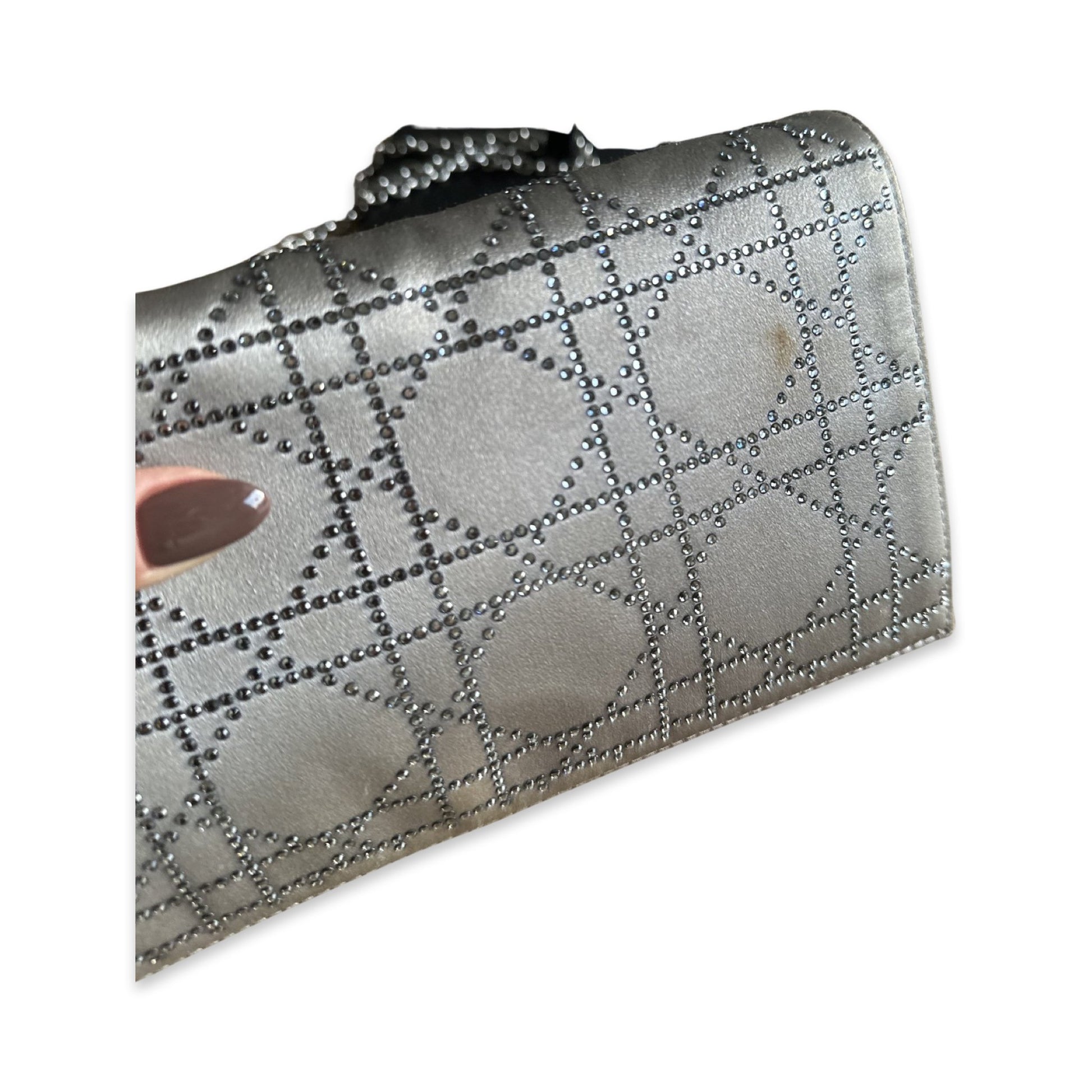 Pochette Dior Cannage - Satin Gris - DIOR - Rebirth Maroc